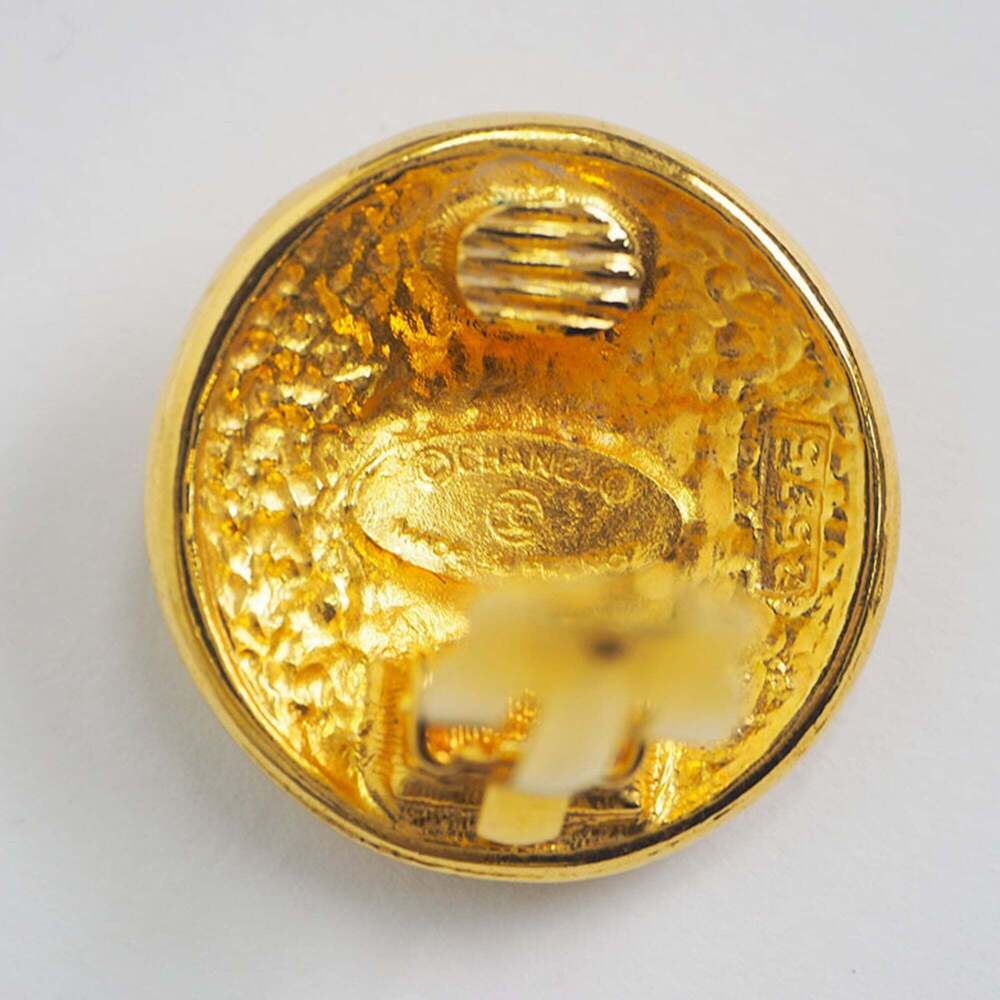 CHANEL Authentic Gold Earrings - Picture 4 of 6